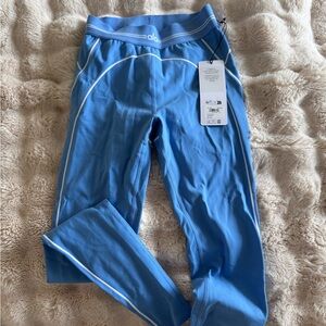 NWT alo crystal blue leggings size XS